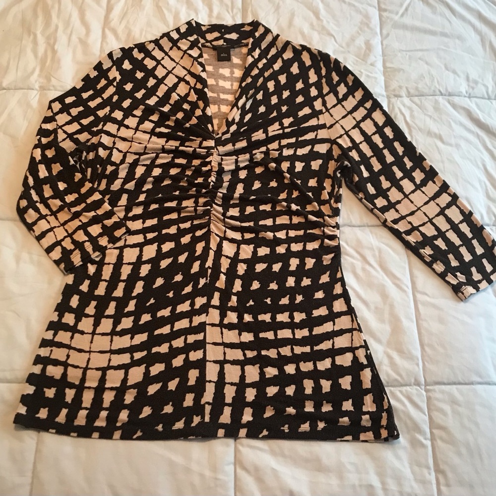 ANN TAYLOR V NECK 3/4 SLEEVE TOP